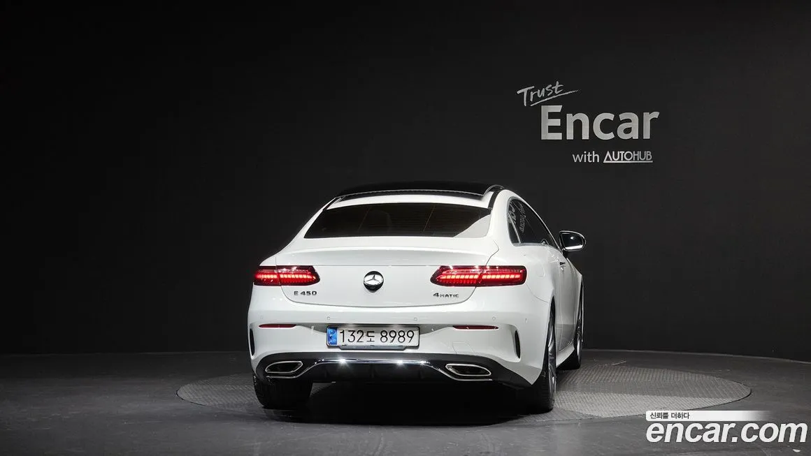 Mercedes-Benz E-Class — фото 4