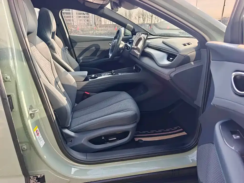 BYD Seal 06GT — фото 4