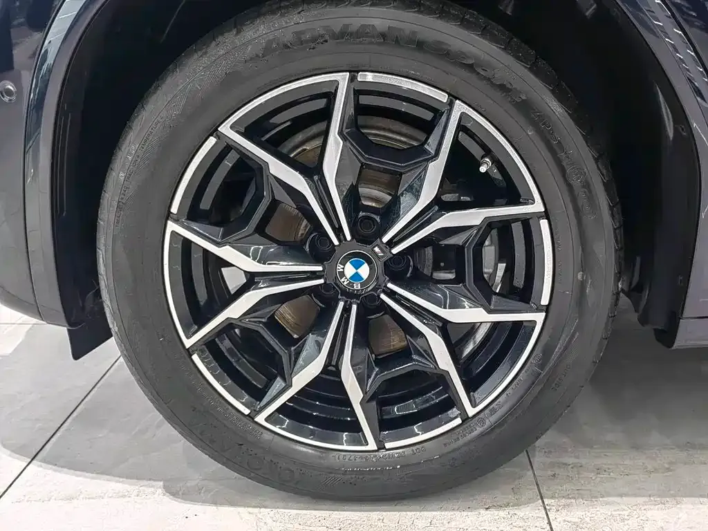 BMW X4 — фото 4