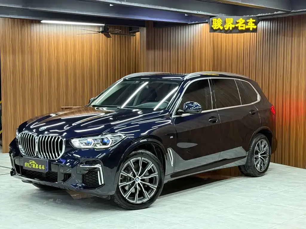 BMW X5 — фото 1
