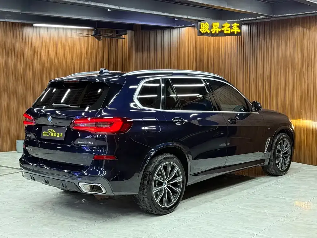 BMW X5 — фото 2