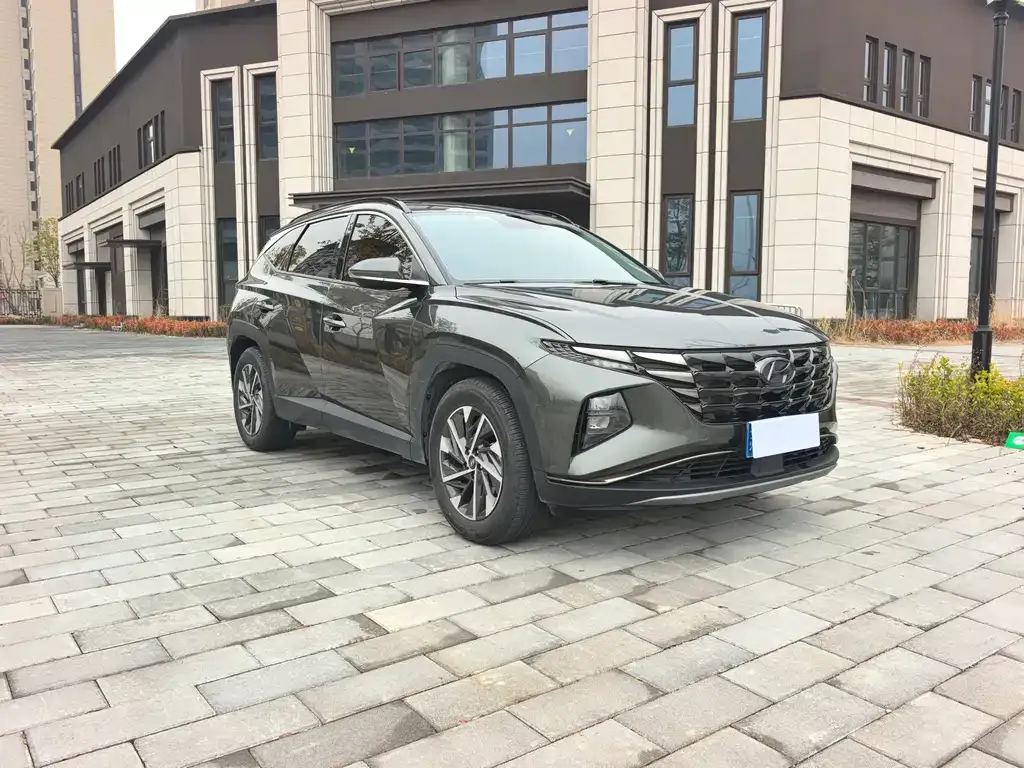 Hyundai Tucson — фото 7