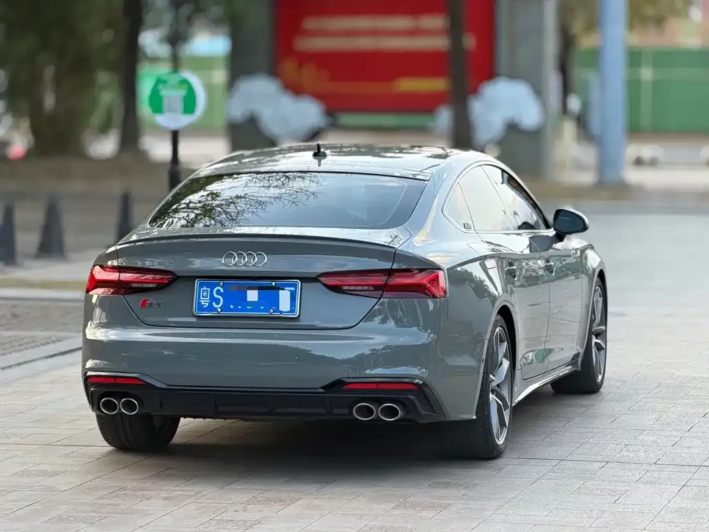 Audi S5 — фото 5