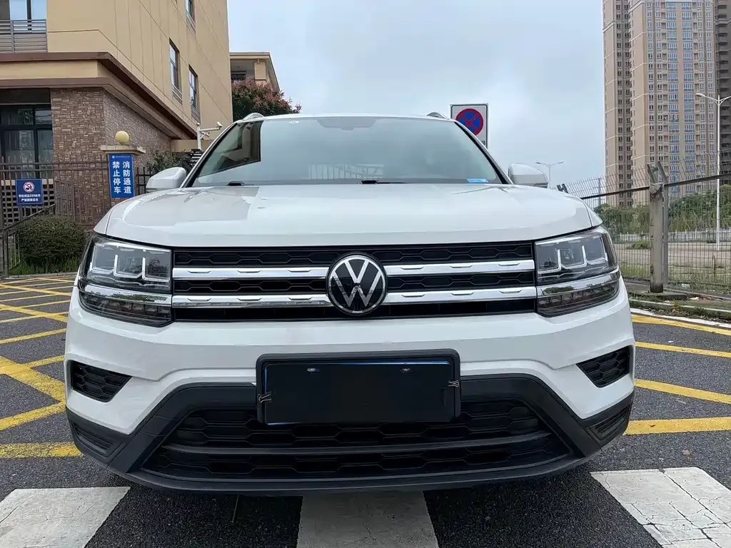 Volkswagen Tharu — фото 4