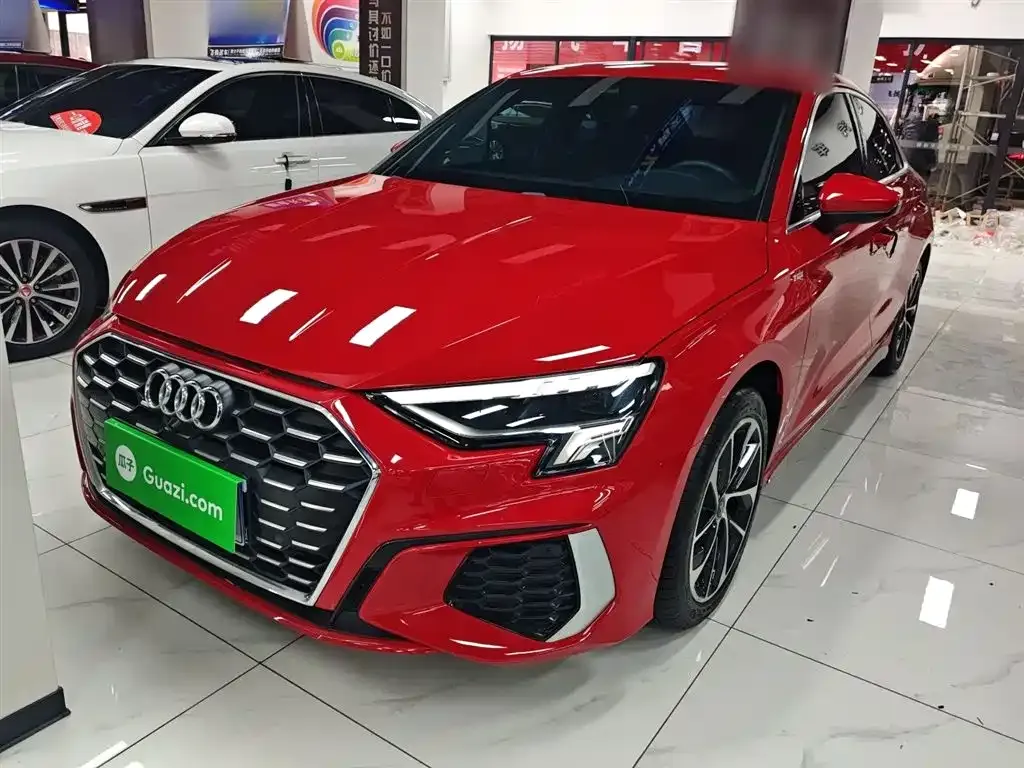 Audi A3 — фото 1
