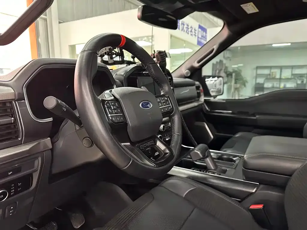 Ford F-150 Raptor — фото 5