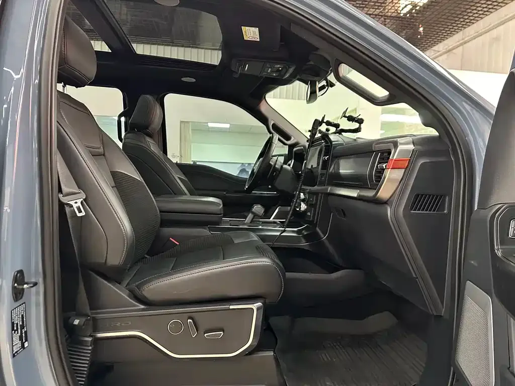 Ford F-150 Raptor — фото 7