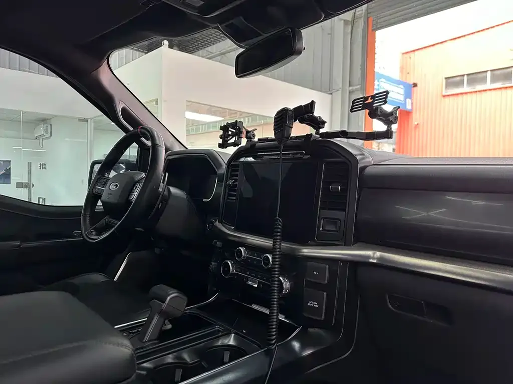 Ford F-150 Raptor — фото 2