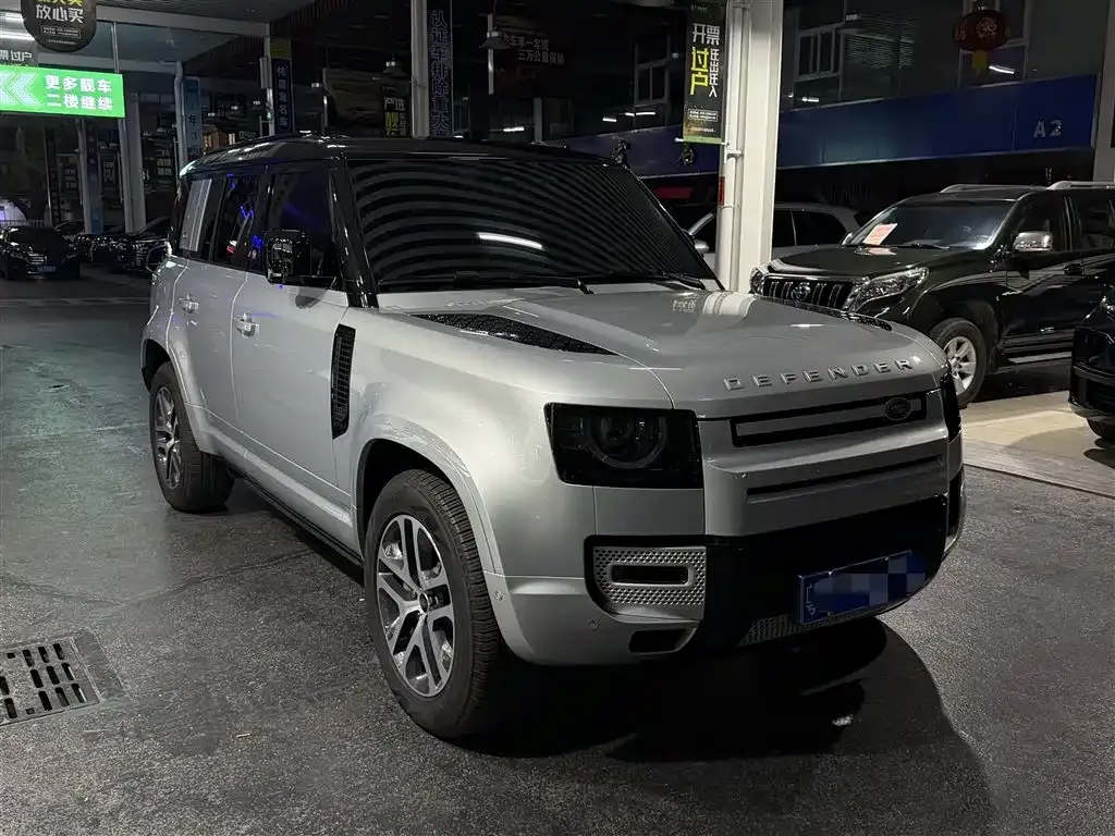 Land Rover Defender — фото 8