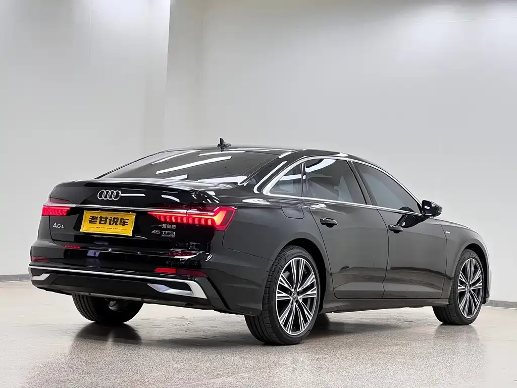 Audi A6L — фото 5