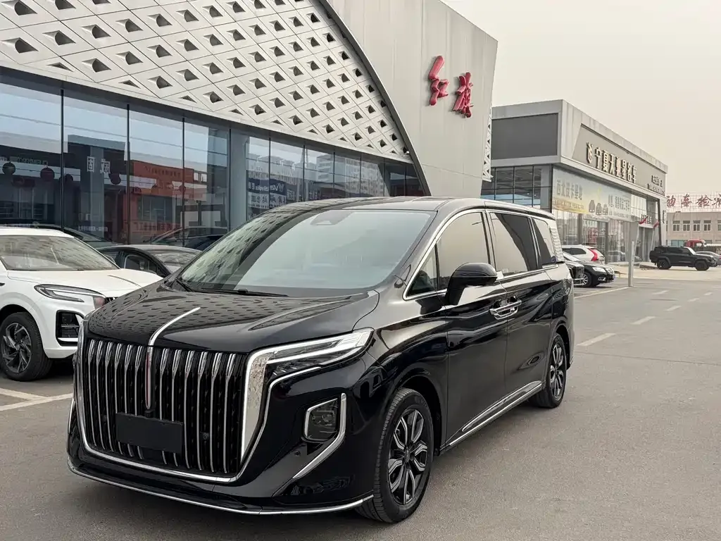 Hongqi HQ9 — фото 1