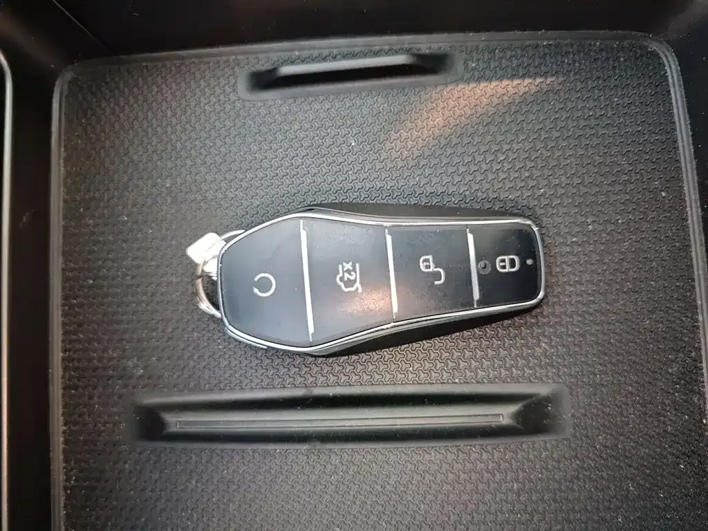 BYD Qin PLUS — фото 10