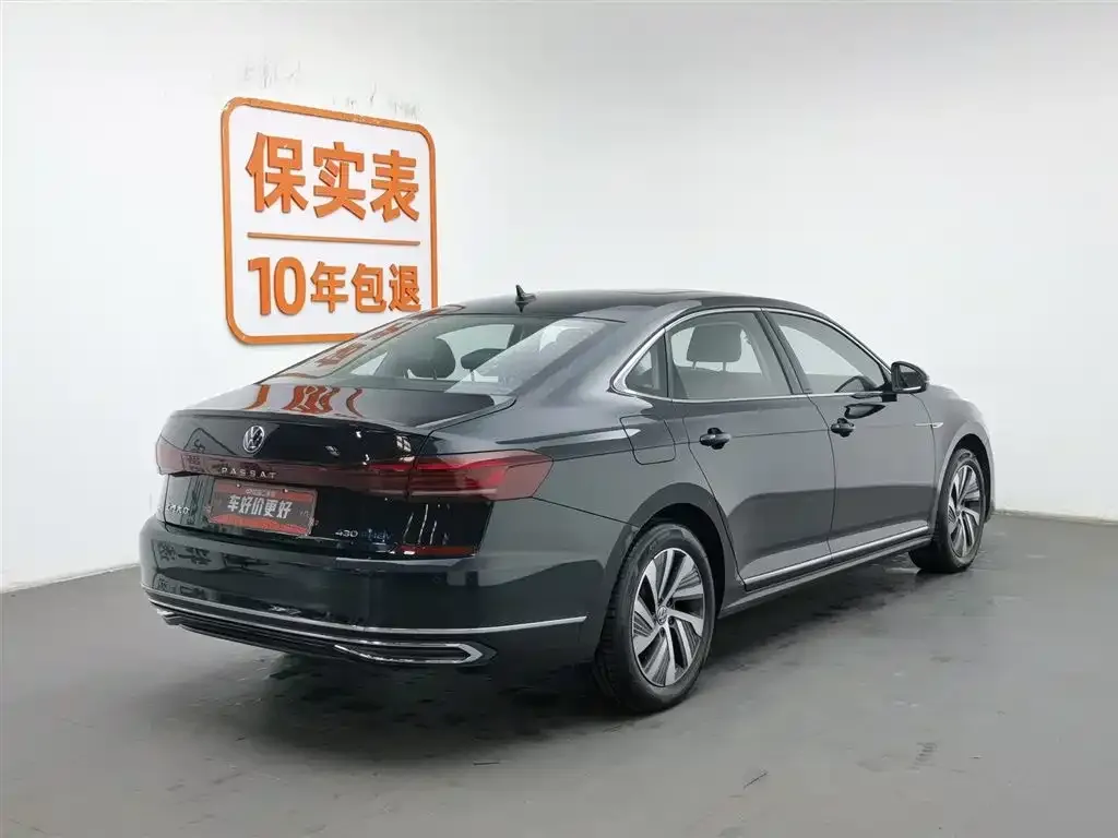 Volkswagen Passat New Energy — фото 8