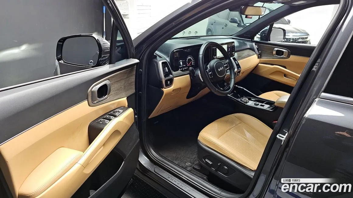 Kia Sorento — фото 6
