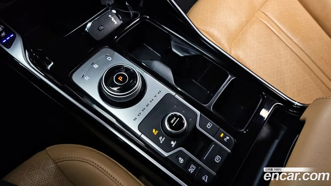 Kia Sorento — фото 7