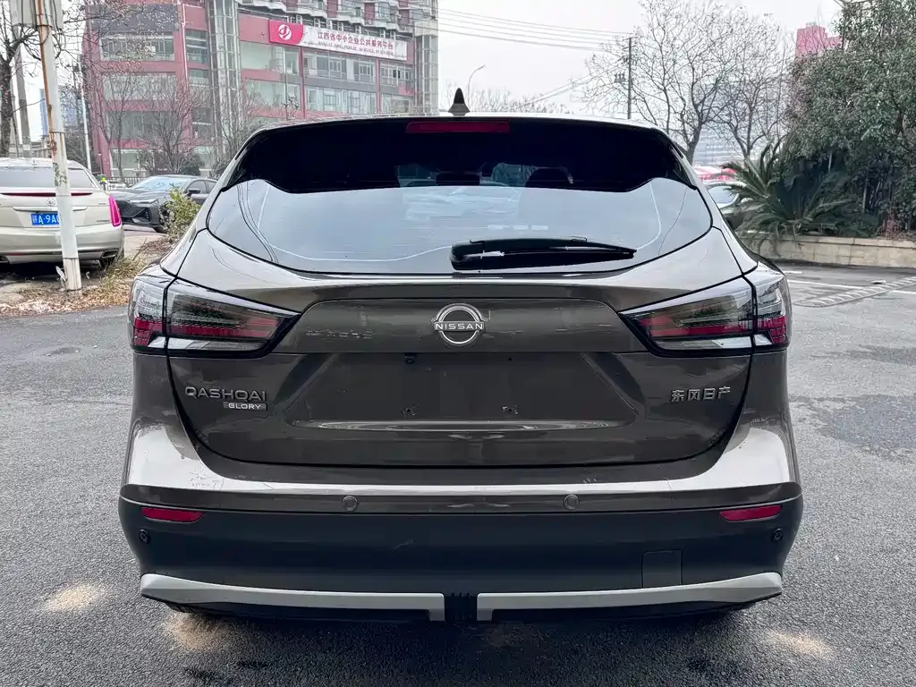 Nissan Qashqai — фото 2