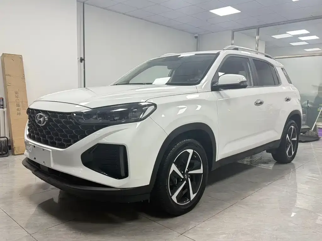 Hyundai ix35 — фото 1