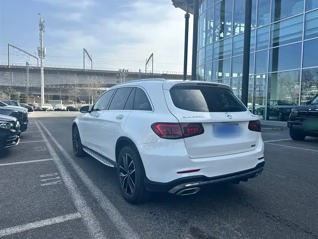 Mercedes-Benz GLC — фото 8