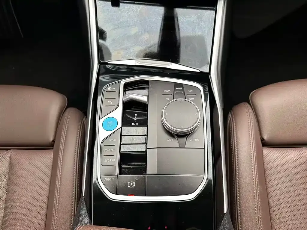 BMW i3 — фото 6