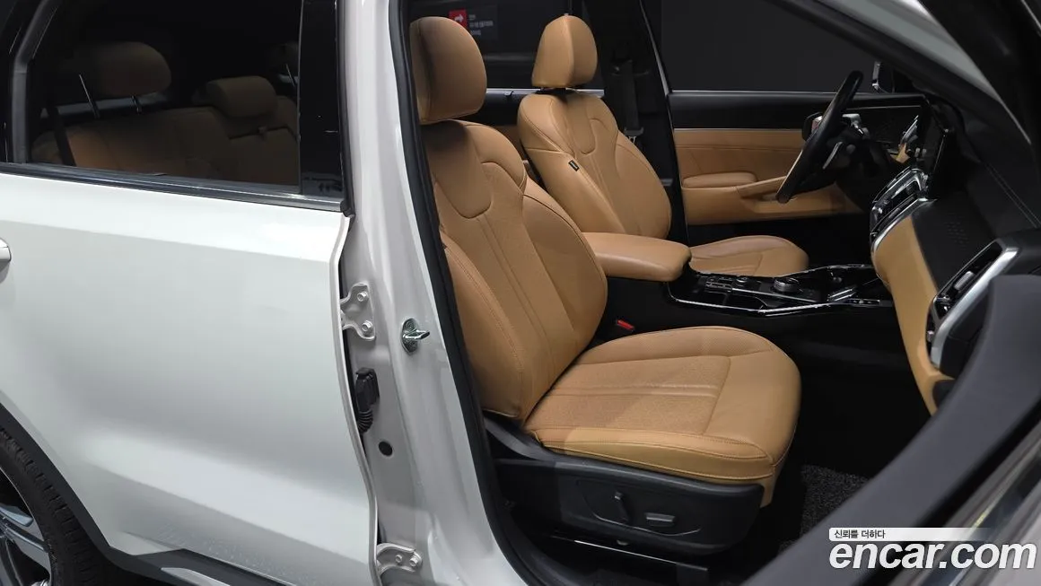 Kia Sorento — фото 7