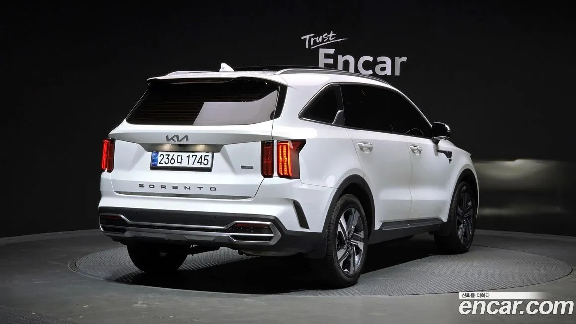 Kia Sorento — фото 8