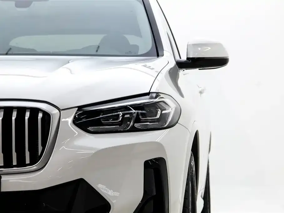 BMW X3 — фото 8