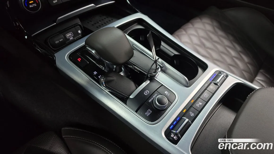 Kia Stinger — фото 10