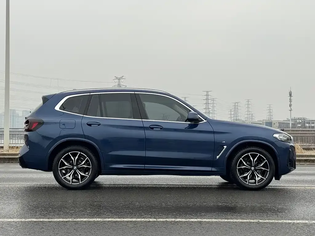BMW X3 — фото 10