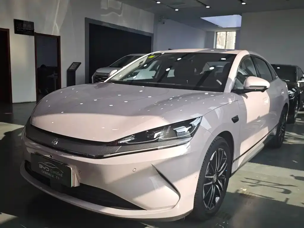 BYD Qin L — фото 1