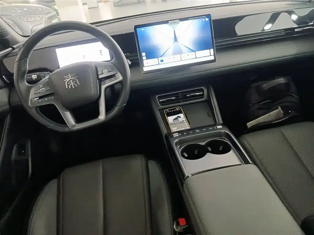 BYD Qin L — фото 9