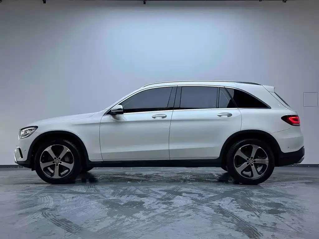 Mercedes-Benz GLC — фото 2