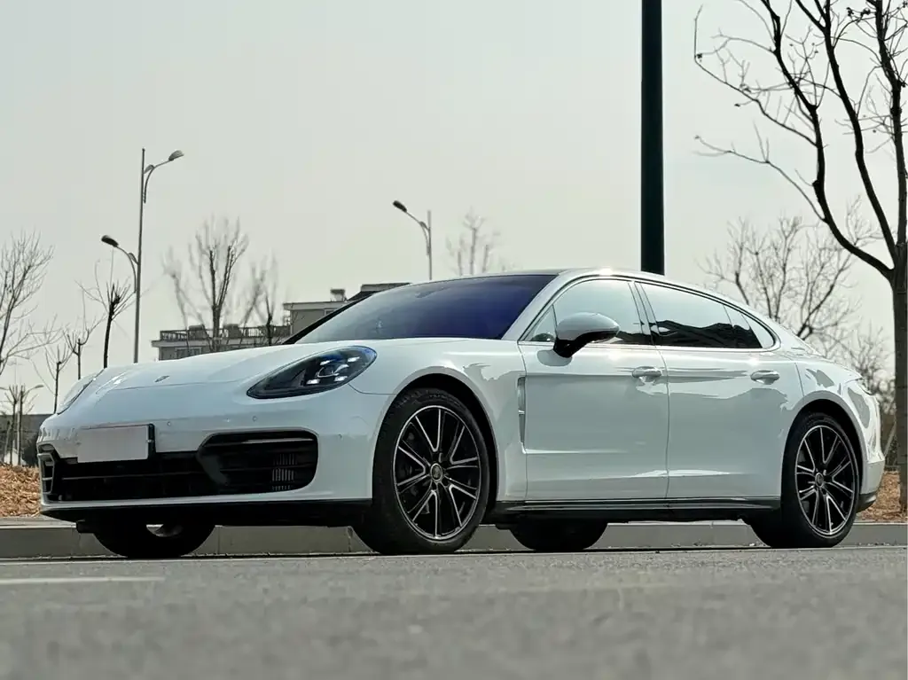 Porsche Panamera — фото 6