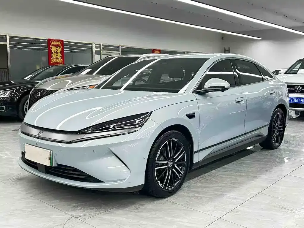 BYD Qin L — фото 1