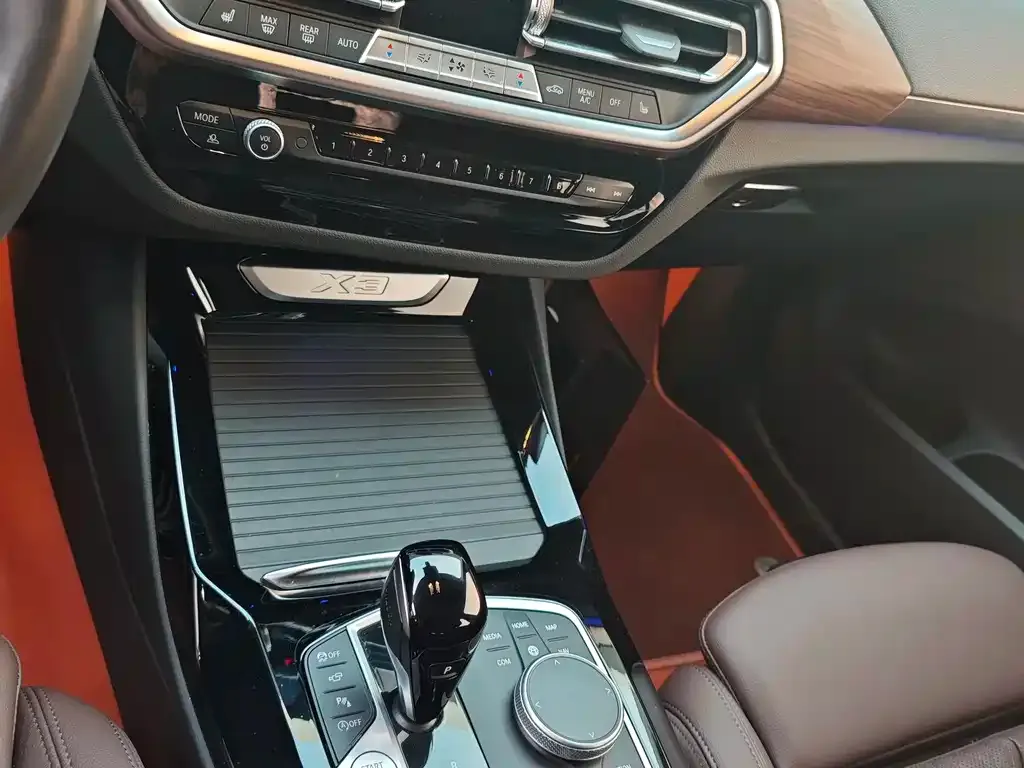 BMW X3 — фото 10