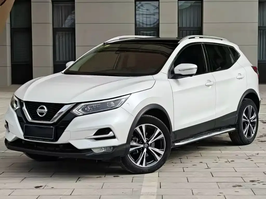 Nissan Qashqai — фото 1