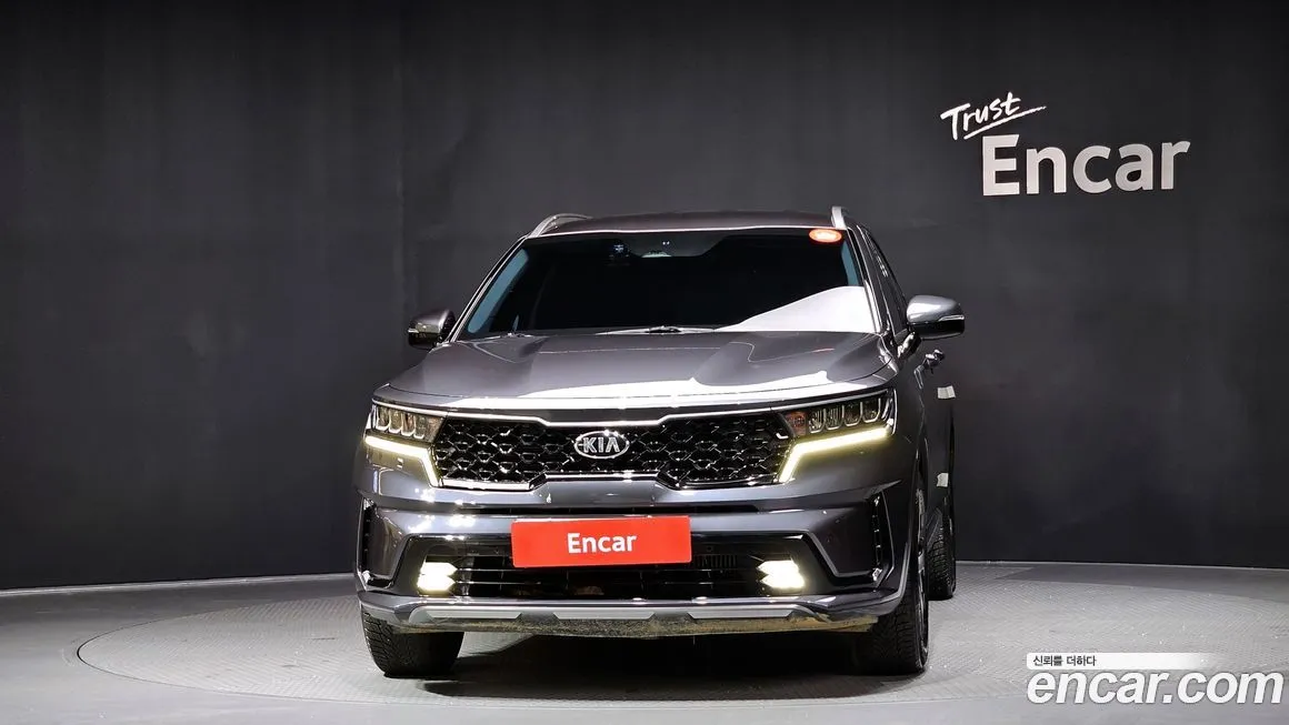 Kia Sorento — фото 9