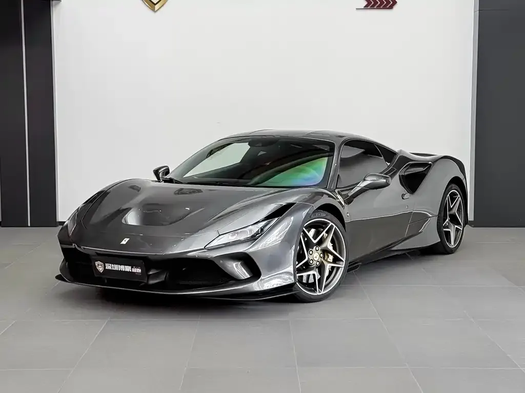 Ferrari F8 — фото 1