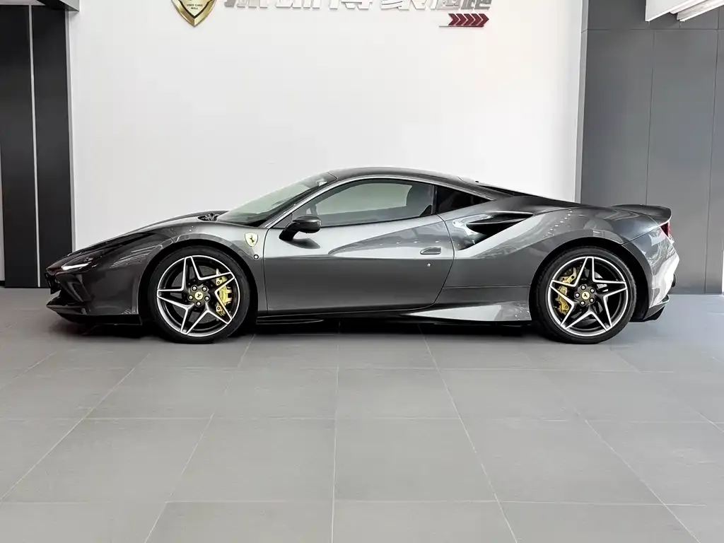 Ferrari F8 — фото 4