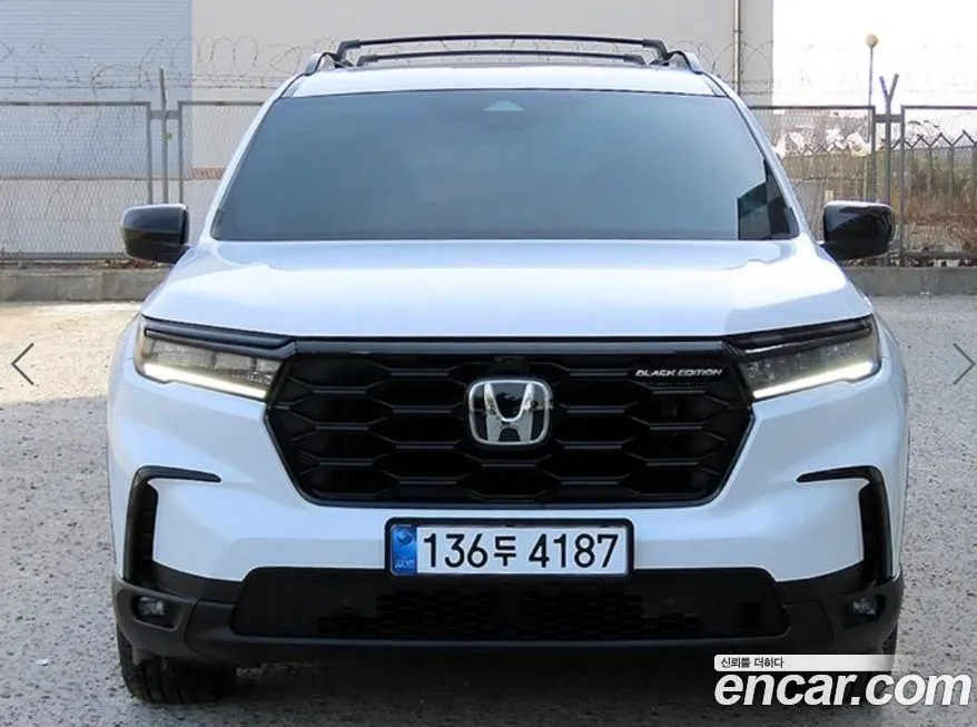 Honda Pilot — фото 1