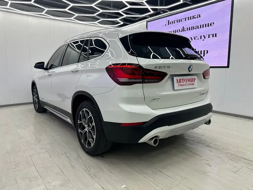 BMW X1 — фото 4