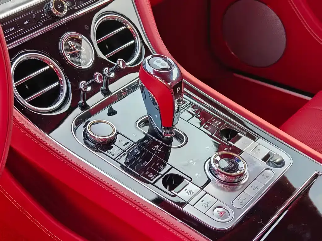 Bentley Continental — фото 10
