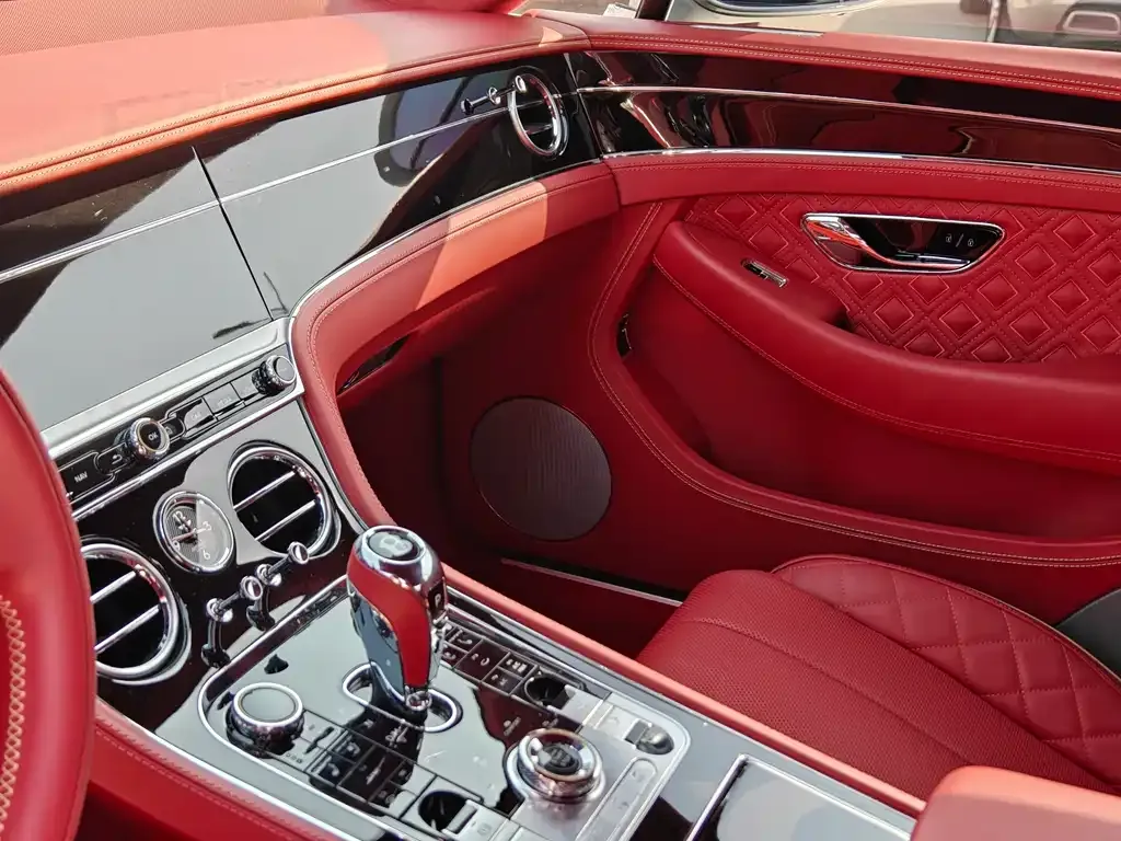Bentley Continental — фото 7