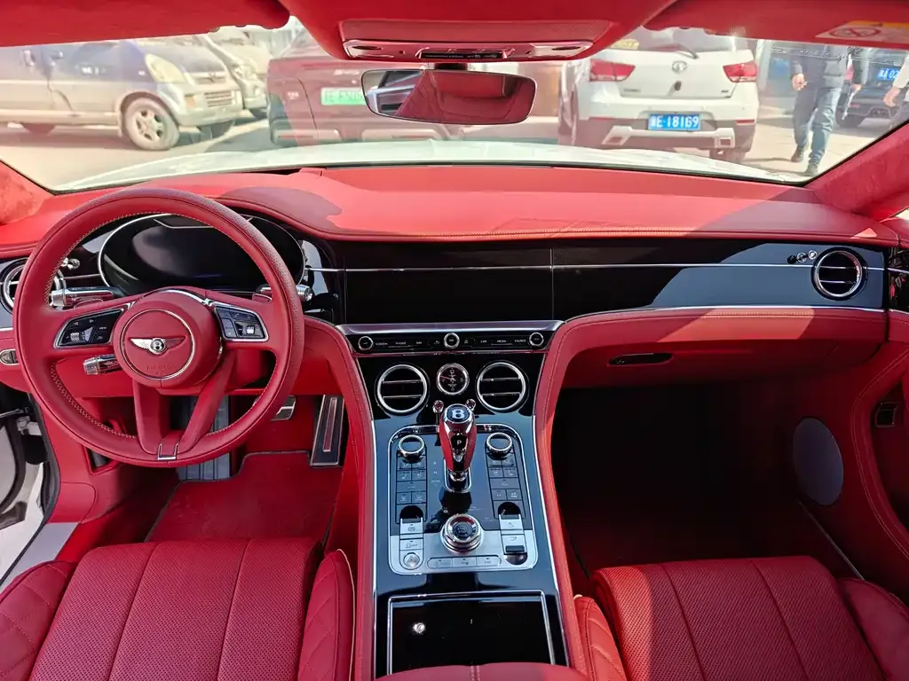 Bentley Continental — фото 9