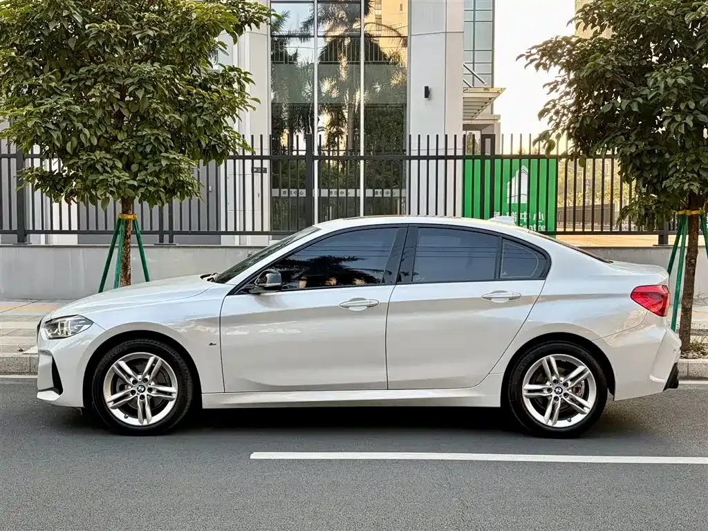 BMW 1 Series — фото 10