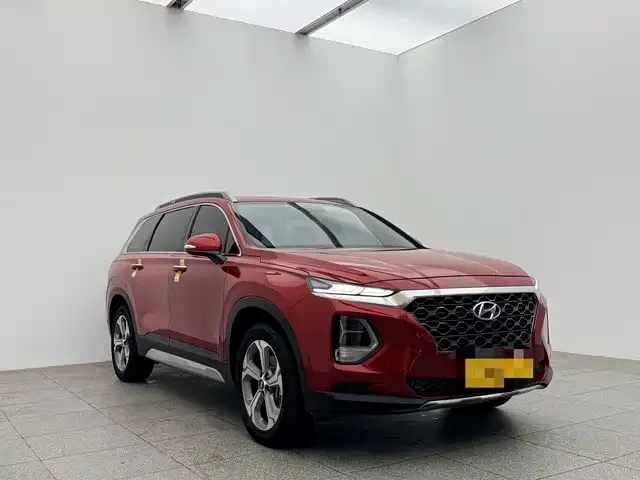 Hyundai Santa Fe — фото 10