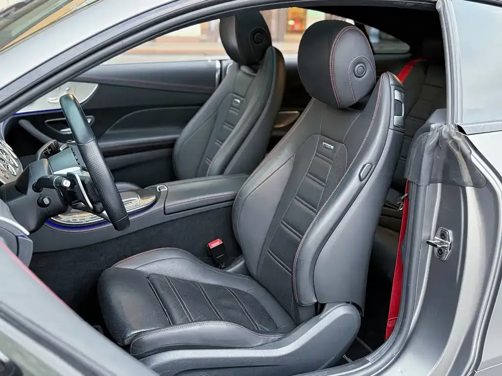 Mercedes-Benz E-Class AMG — фото 5