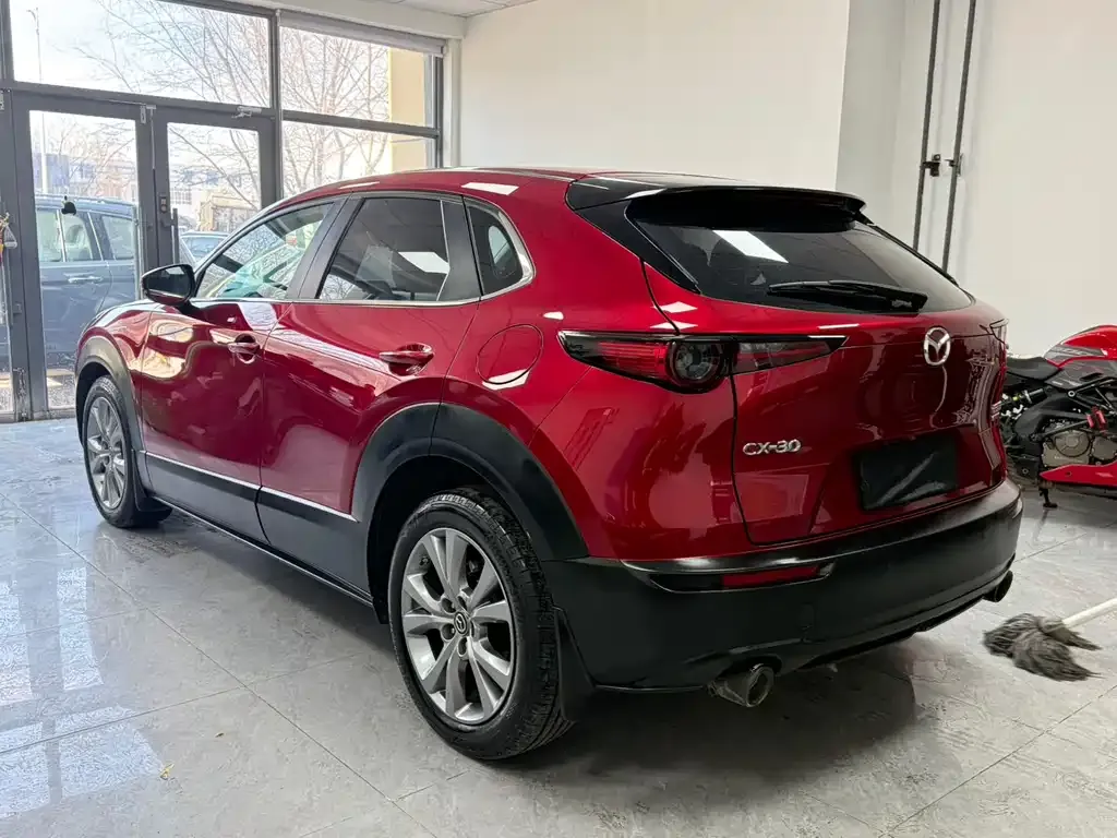 Mazda CX-30 — фото 2