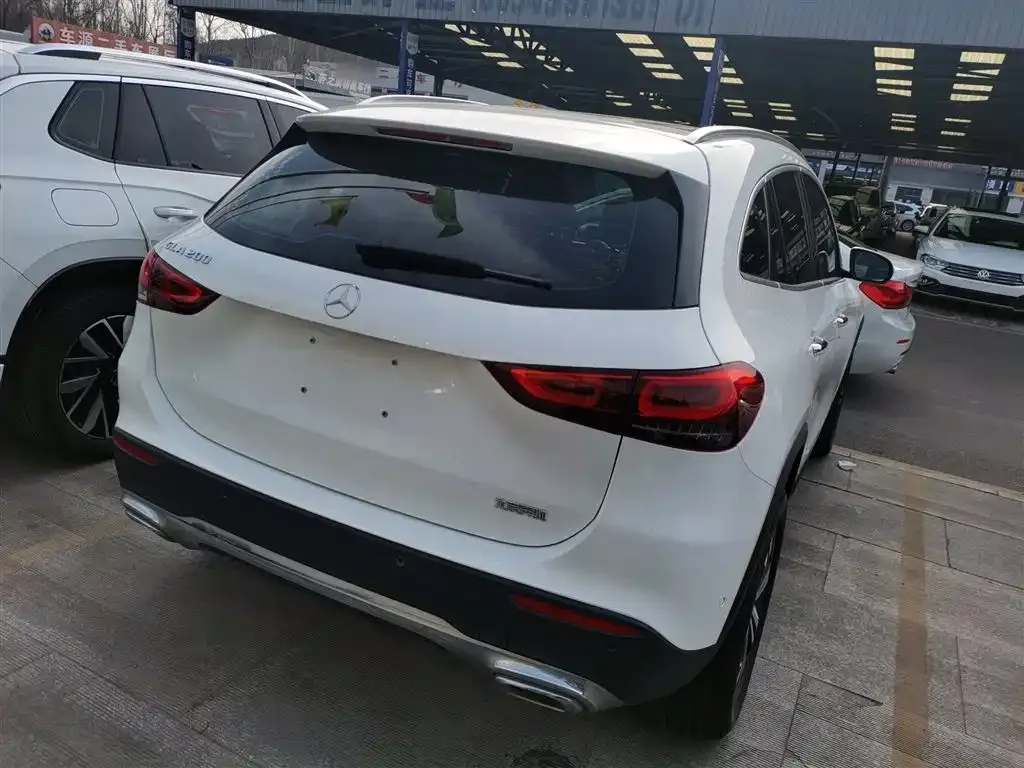 Mercedes-Benz GLA — фото 6