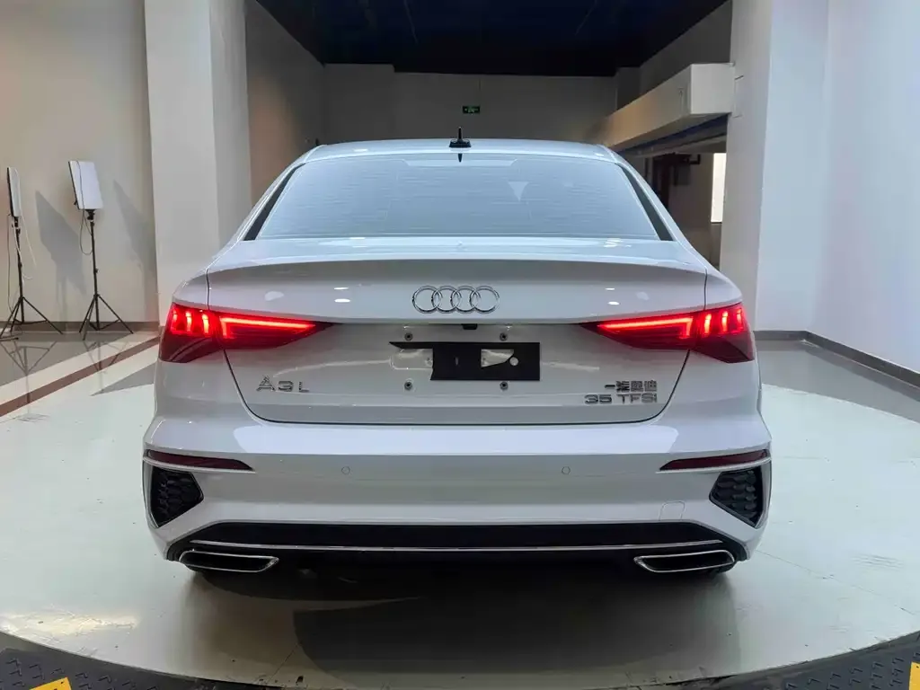 Audi A3 — фото 3