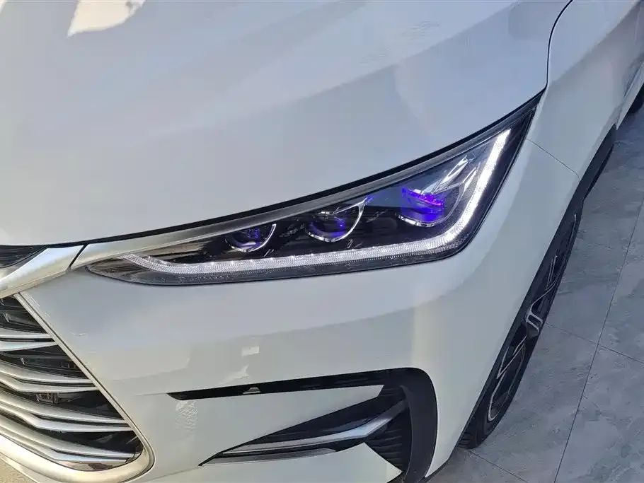 BYD Tang New Energy — фото 10